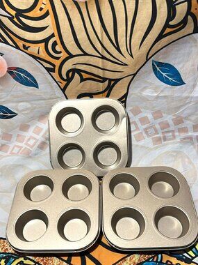 Muffin Tin Pan - 4 Hole Non Stick Bakeware Set of 3